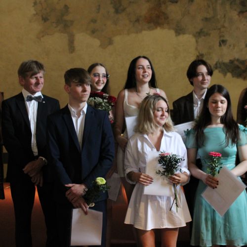Slavnostní předávání maturitního vysvědčení